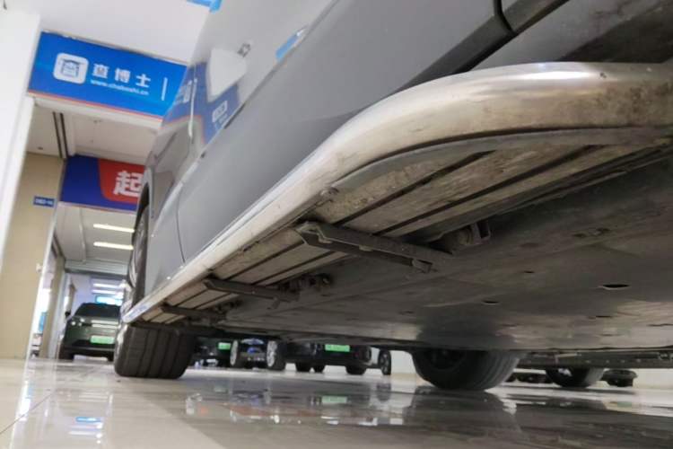 Used Volkswagen ID.4 X 2023 Upgraded Model Pure Long-Range Version Right Side Sill