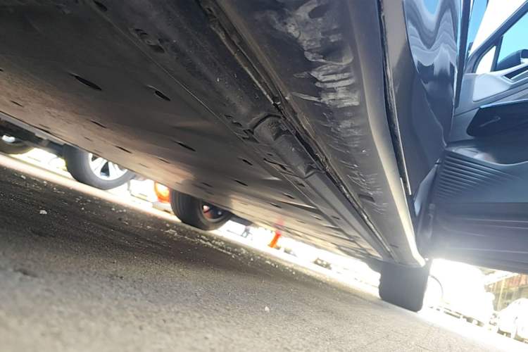 Used Volkswagen ID.4 X 2023 Upgraded Model Ultra-Long Range Version Right Side Sill