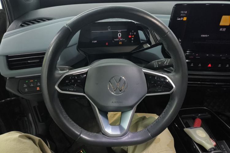 Used Volkswagen ID.4 X 2023 Pure Smart Edition Steering Wheel