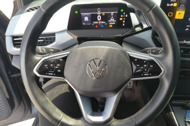 Used Volkswagen ID.4 X 2023 Pure Smart Edition Steering Wheel