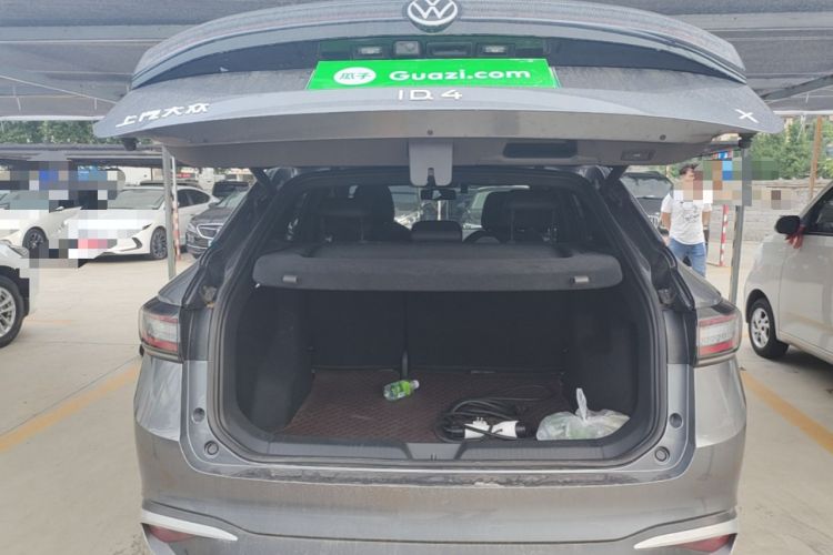 Used Volkswagen ID.4 X 2023 Pure Smart Edition Trunk