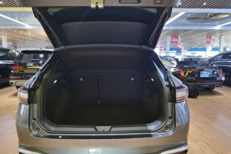 Used Volkswagen ID.4 X 2023 Pure Smart Edition Trunk