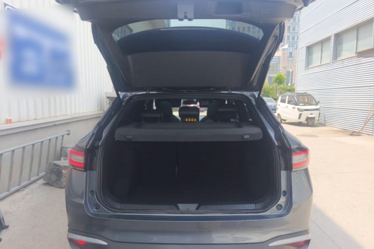 Used Volkswagen ID.4 X 2023 Pure Smart Edition Trunk