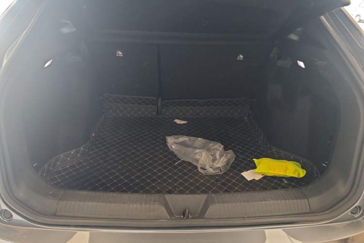 Used Volkswagen ID.4 X 2023 Pure Smart Edition Trunk