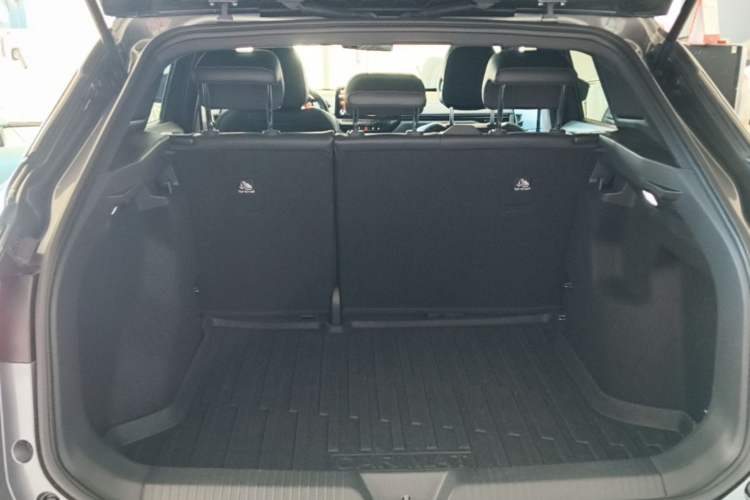 Used Volkswagen ID.4 X 2023 Upgraded Model Pure Long-Range Version Trunk