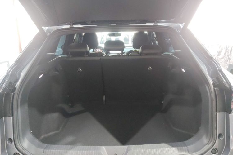 Used Volkswagen ID.4 X 2023 Pure Long-Range Version Trunk