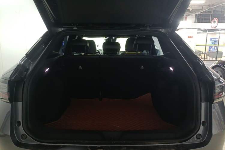 Used Volkswagen ID.4 X 2023 Upgraded Model Ultra-Long Range Version Trunk