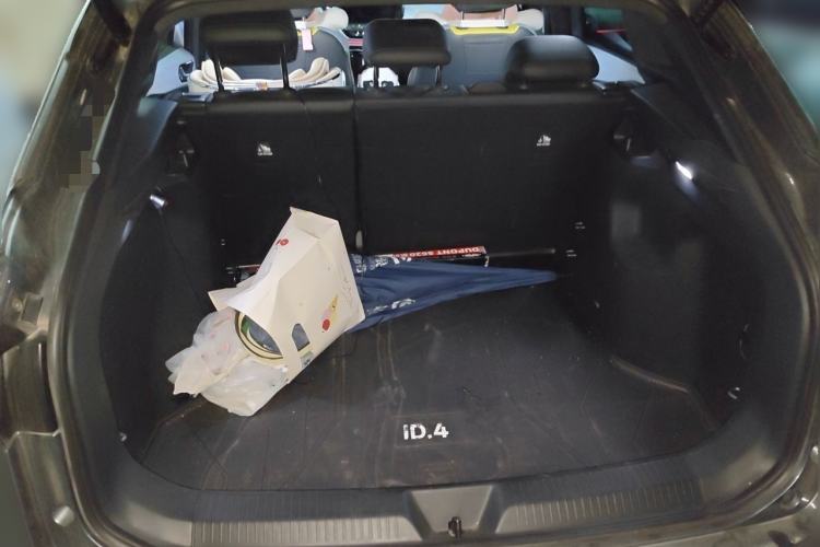 Used Volkswagen ID.4 X 2023 Ultra-Intelligent Long-Range Version Trunk