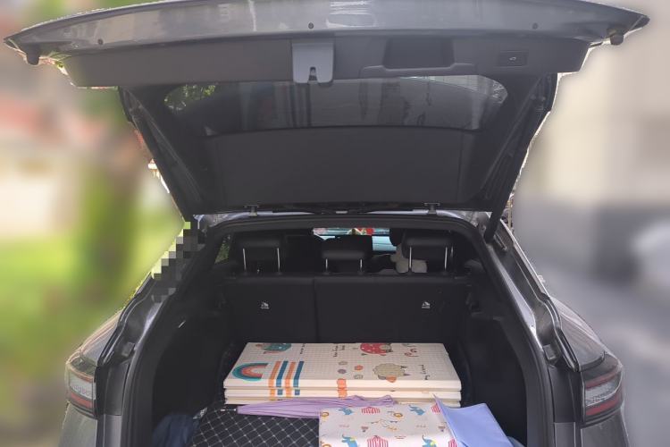 Used Volkswagen ID.4 X 2023 Pure Smart Edition Trunk