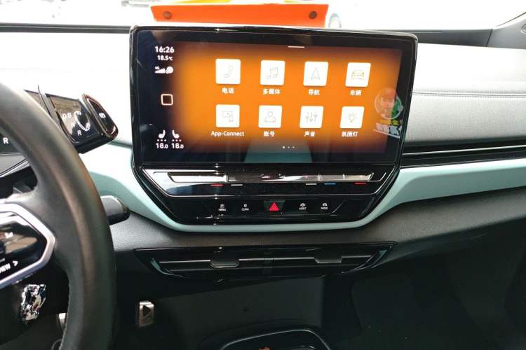 Used Volkswagen ID.4 X 2023 Pure Long-Range Version Audio And AC Panel