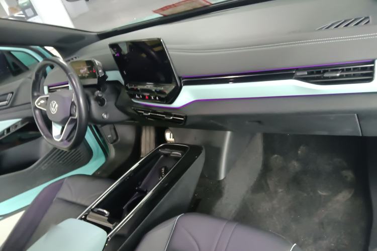 Used Volkswagen ID.4 X 2023 Ultra-Intelligent Long-Range Version Center Console