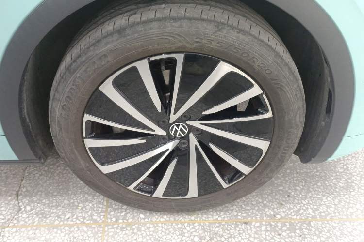 Used Volkswagen ID.4 X 2023 Ultra-Intelligent Long-Range Version Left Front Wheel Hub