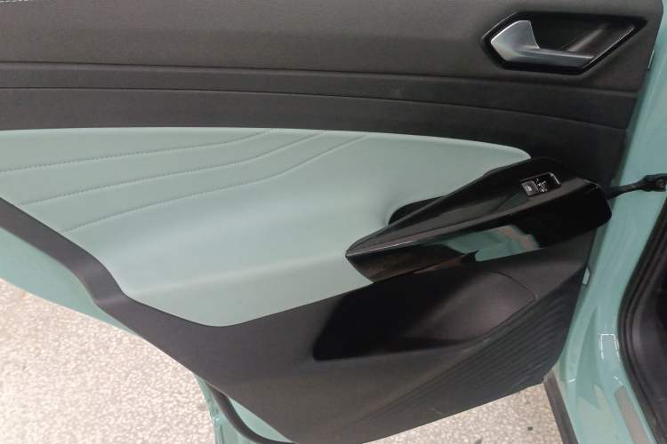 Used Volkswagen ID.4 X 2023 Ultra-Intelligent Long-Range Version Left Rear Door Interior