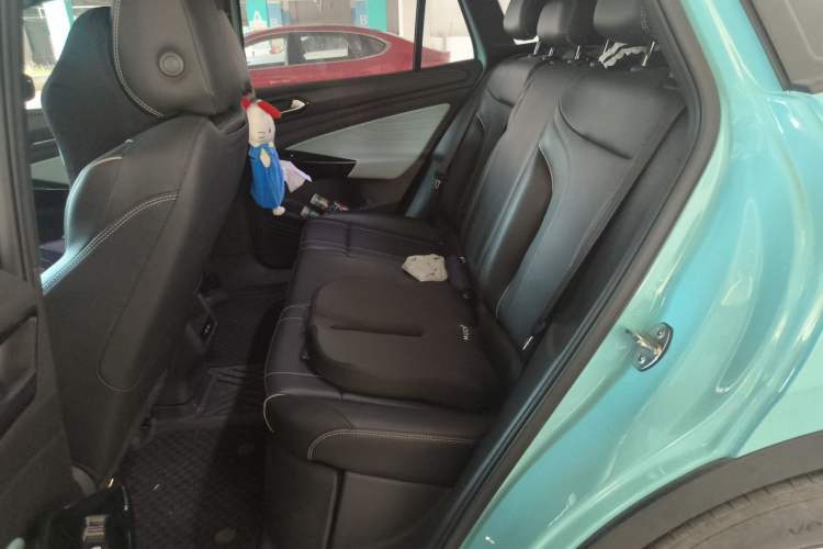 Used Volkswagen ID.4 X 2023 Pure Smart Edition Left Rear Seat