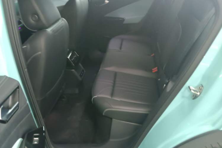 Used Volkswagen ID.4 X 2023 Ultra-Intelligent Long-Range Version Left Rear Seat