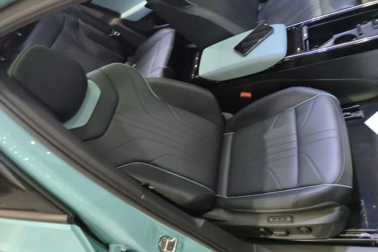 Used Volkswagen ID.4 X 2023 Upgraded Model Ultra-Long Range Version Right Front Seat
