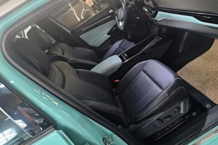 Used Volkswagen ID.4 X 2023 Upgraded Model Pure Intelligent Enjoyment Version Right Front Seat