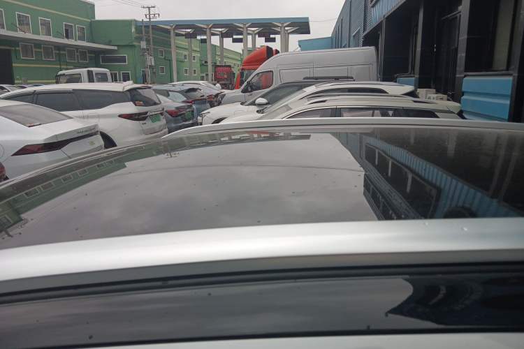 Used Volkswagen ID.4 X 2023 Smart Enjoyment Long-Range Version Roof