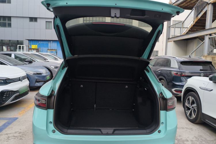 Used Volkswagen ID.4 X 2023 Ultra-Intelligent Long-Range Version Trunk