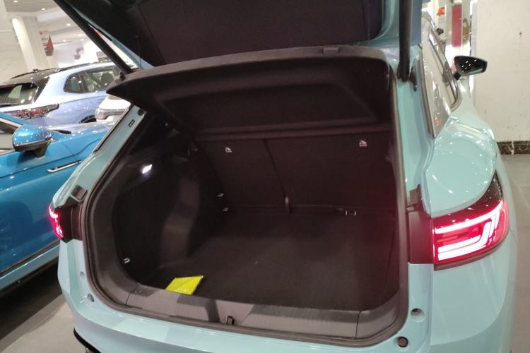 Used Volkswagen ID.4 X 2023 Upgraded Model Ultra-Long Range Version Trunk