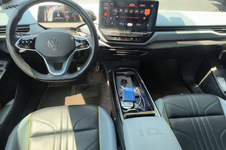 Used Volkswagen ID.4 X 2023 Ultra-Intelligent Long-Range Version Center Console