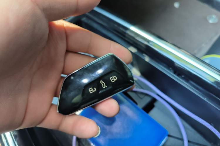 Used Volkswagen ID.4 X 2023 Ultra-Intelligent Long-Range Version Vehicle Key