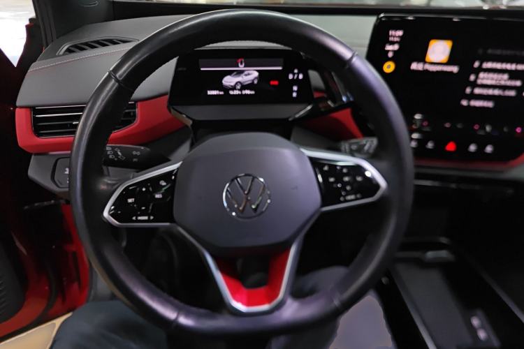 Used Volkswagen ID.4 X 2023 Ultra-Intelligent Long-Range Version Steering Wheel