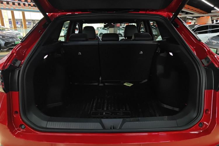 Used Volkswagen ID.4 X 2023 Ultra-Intelligent Long-Range Version Trunk
