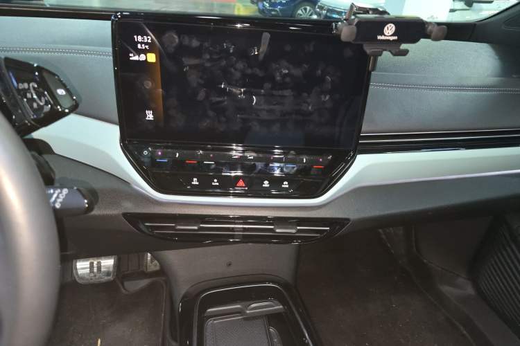 Used Volkswagen ID.4 X 2023 Upgraded Model Pure Intelligent Enjoyment Version Audio And AC Panel