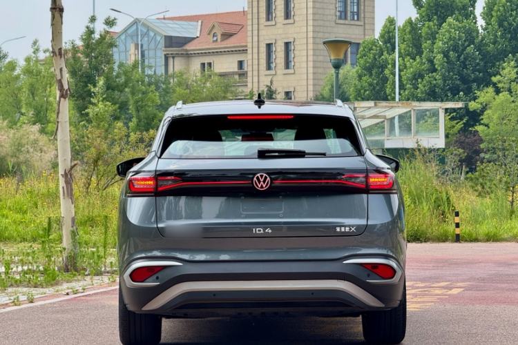 Used Volkswagen ID.4 X 2023 Upgraded Model Pure Intelligent Enjoyment Version Exterior 4