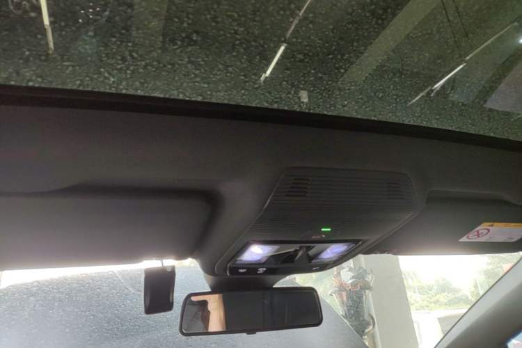 Used Volkswagen ID.4 X 2023 Pure Smart Edition Headliner