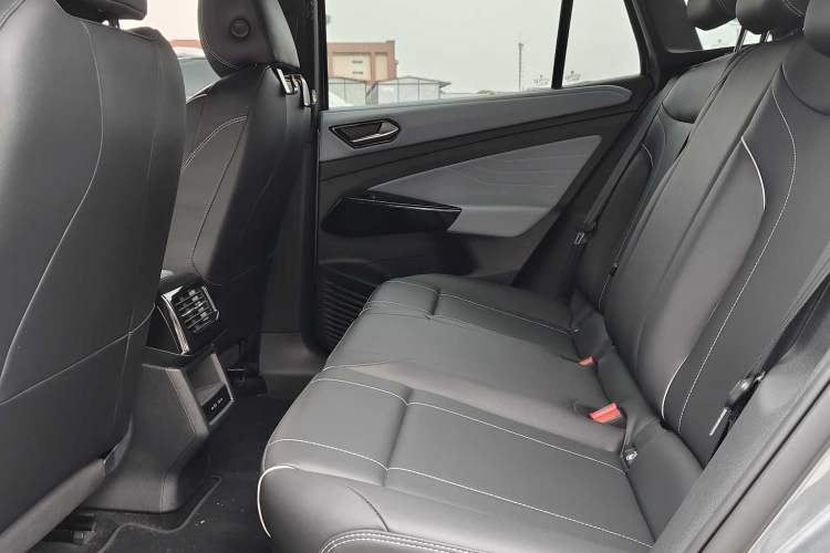 Used Volkswagen ID.4 X 2023 Upgraded Model Pure Intelligent Enjoyment Version Interior 4