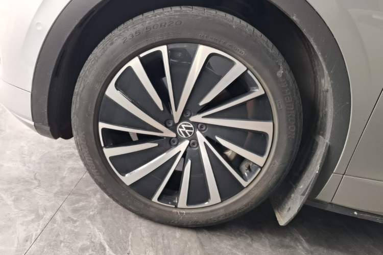 Used Volkswagen ID.4 X 2023 Upgraded Model Ultra-Long Range Version Left Front Wheel Hub