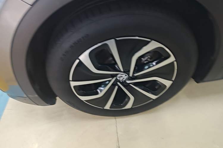 Used Volkswagen ID.4 X 2023 Upgraded Model Pure Intelligent Enjoyment Version Left Front Wheel Hub