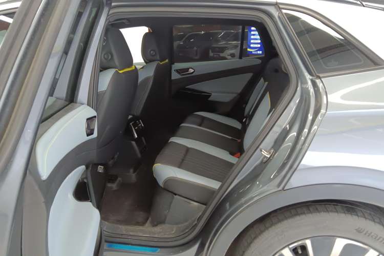 Used Volkswagen ID.4 X 2023 Ultra-Intelligent Long-Range Version Left Rear Seat