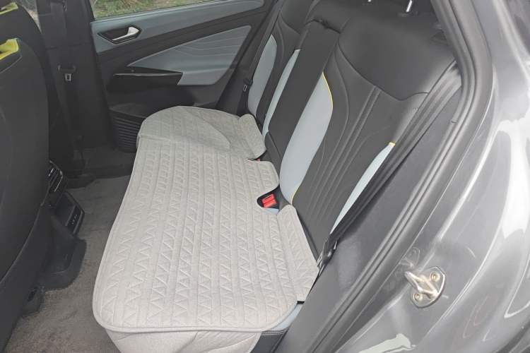 Used Volkswagen ID.4 X 2023 Upgraded Model Ultra-Long Range Version Left Rear Seat