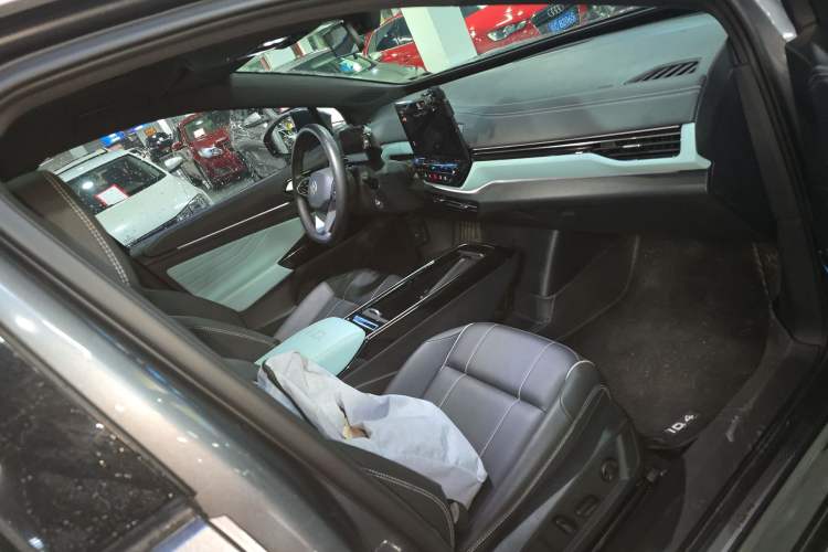 Used Volkswagen ID.4 X 2023 Upgraded Model Pure Intelligent Enjoyment Version Right Front Seat