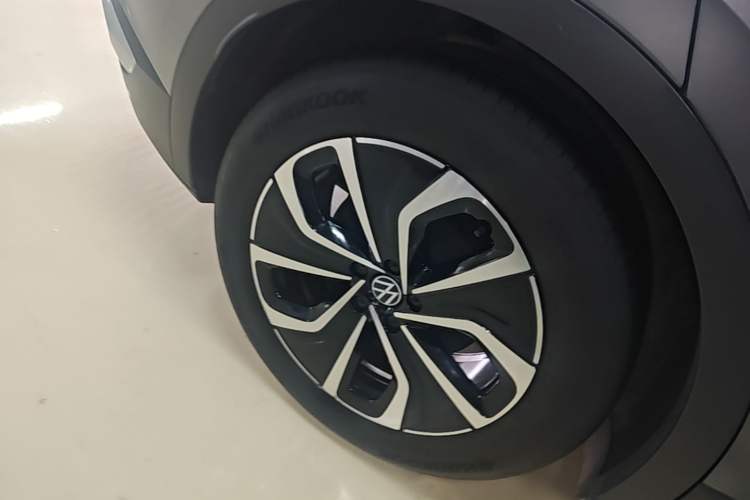 Used Volkswagen ID.4 X 2023 Upgraded Model Pure Intelligent Enjoyment Version Right Rear Wheel Hub