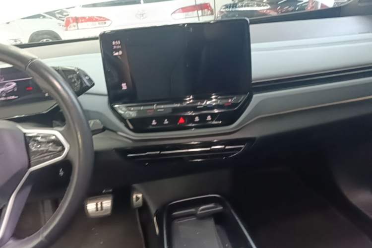 Used Volkswagen ID.4 X 2023 Pure Smart Edition Audio And AC Panel