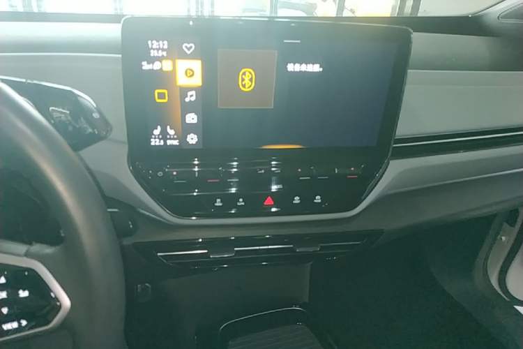 Used Volkswagen ID.4 X 2023 Pure Smart Edition Audio And AC Panel