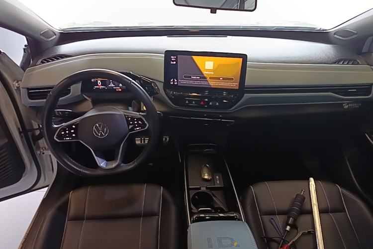 Used Volkswagen ID.4 X 2023 Pure Long-Range Version Center Console