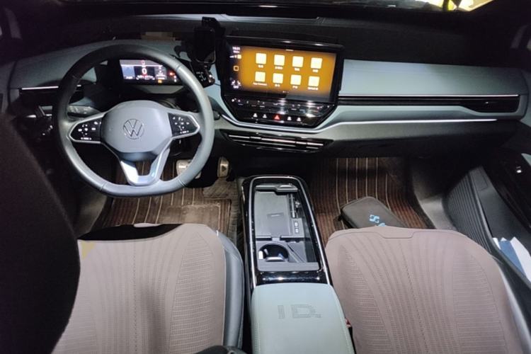 Used Volkswagen ID.4 X 2023 Upgraded Model Pure Long-Range Version Center Console