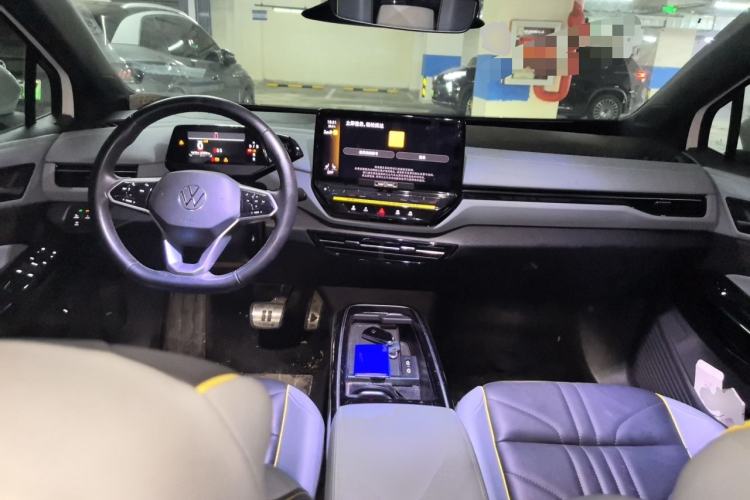 Used Volkswagen ID.4 X 2023 Ultra-Intelligent Long-Range Version Center Console