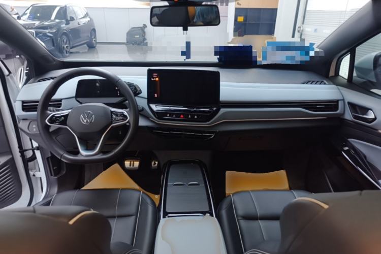 Used Volkswagen ID.4 X 2023 Pure Smart Edition Center Console