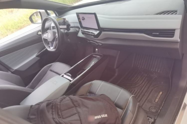 Used Volkswagen ID.4 X 2023 Upgraded Model Pure Intelligent Enjoyment Version Center Console