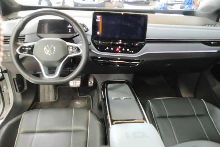 Used Volkswagen ID.4 X 2023 Pure Smart Edition Center Console