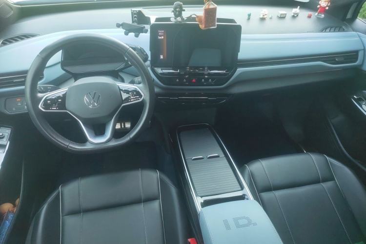 Used Volkswagen ID.4 X 2023 Pure Smart Edition Center Console