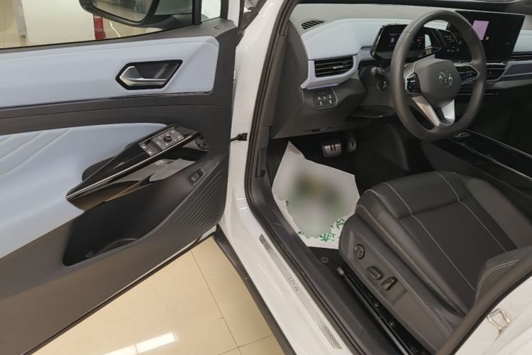 Used Volkswagen ID.4 X 2023 Pure Smart Edition Driver Seat