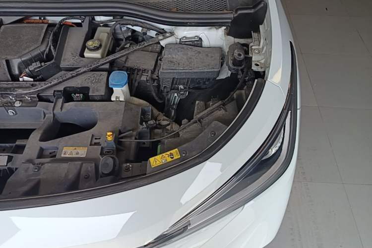 Used Volkswagen ID.4 X 2023 Pure Long-Range Version Engine Bay Left