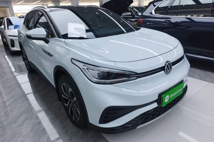 Used Volkswagen ID.4 X 2023 Pure Smart Edition Front Right 45 Deg